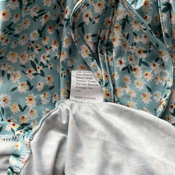 Floral Print Open Tie Front Cami Ruched Dress - Picture 8 of 8